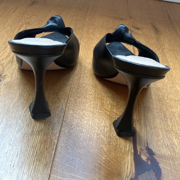 La interval open toe size 6 kitten, heel black shoes - Picture 5 of 6